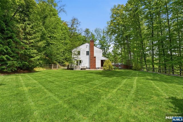 219 W Saddle River Road, Saddle River, NJ 07458