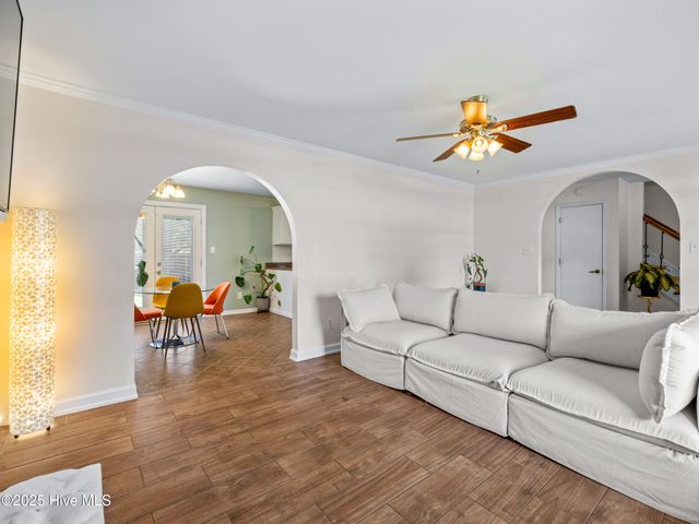 201 Suffolk Court, Jacksonville, NC 28546