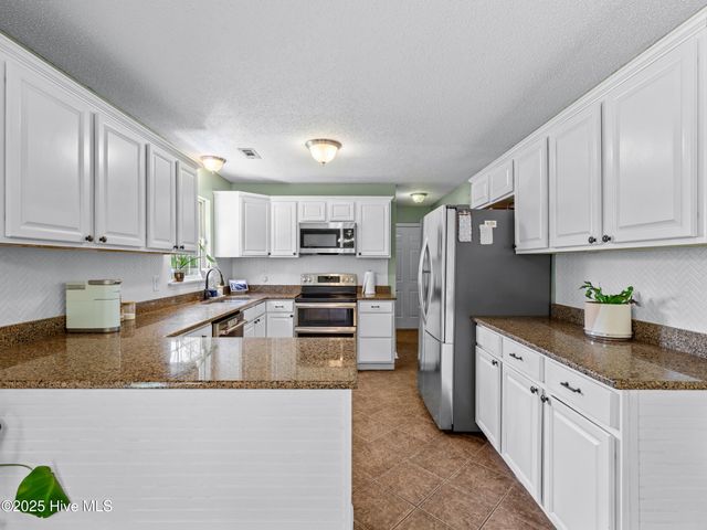 201 Suffolk Court, Jacksonville, NC 28546