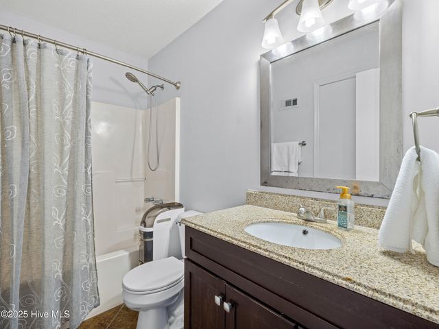 201 Suffolk Court, Jacksonville, NC 28546
