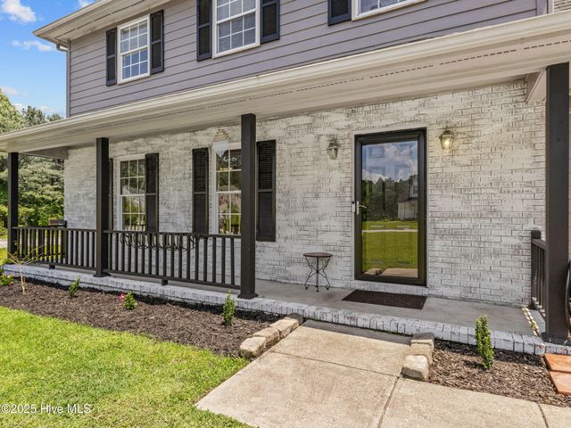 201 Suffolk Court, Jacksonville, NC 28546