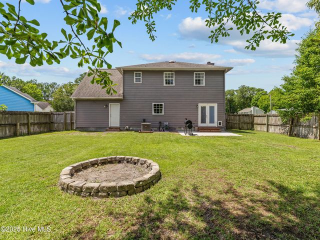 201 Suffolk Court, Jacksonville, NC 28546