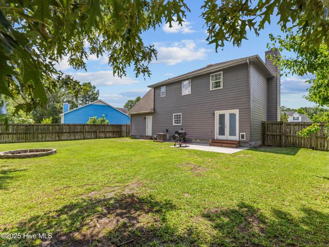 201 Suffolk Court, Jacksonville, NC 28546