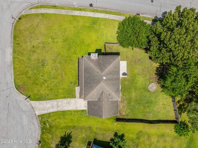 201 Suffolk Court, Jacksonville, NC 28546