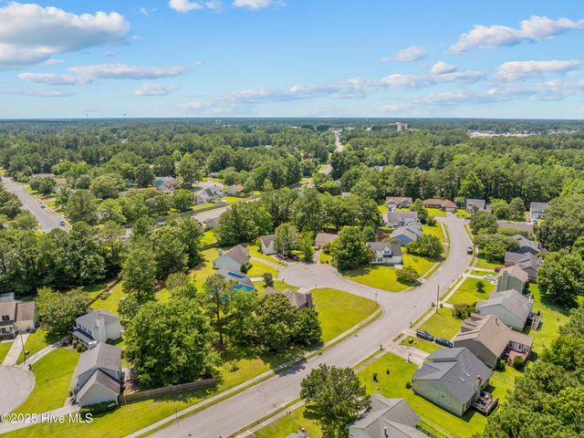 201 Suffolk Court, Jacksonville, NC 28546