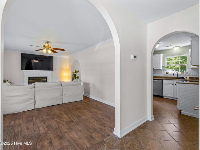 201 Suffolk Court, Jacksonville, NC 28546