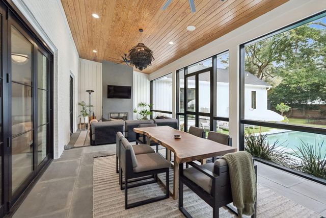 1027 Lakeview Drive, Mount Pleasant, SC 29464