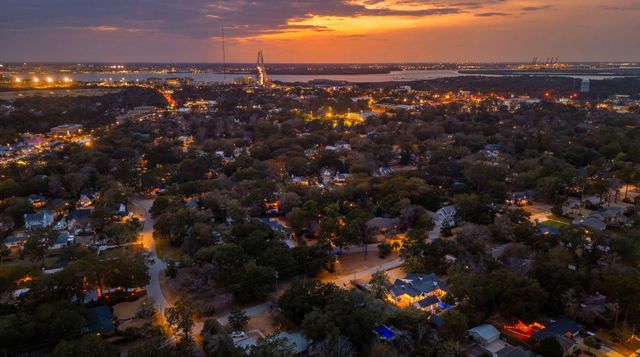 1027 Lakeview Drive, Mount Pleasant, SC 29464