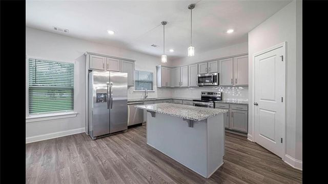 3792 Oak Rdige Drive Hastings, Buford, GA 30519