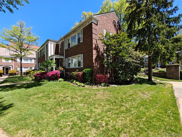 3 Lawrence Park Crescent 3, Bronxville, NY 10708