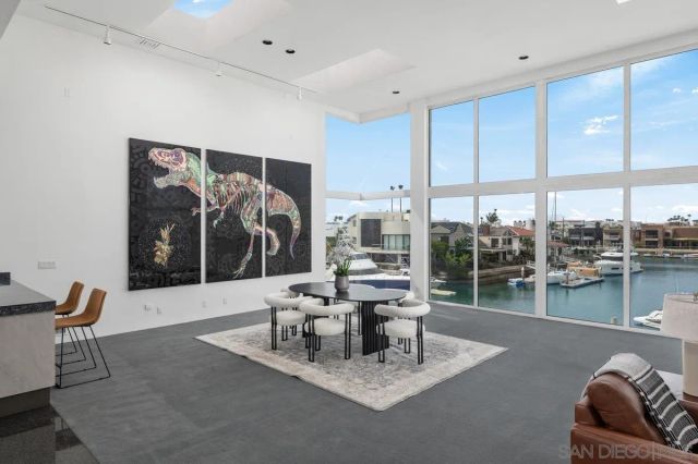 25 Green Turtle Rd, Coronado, CA 92118