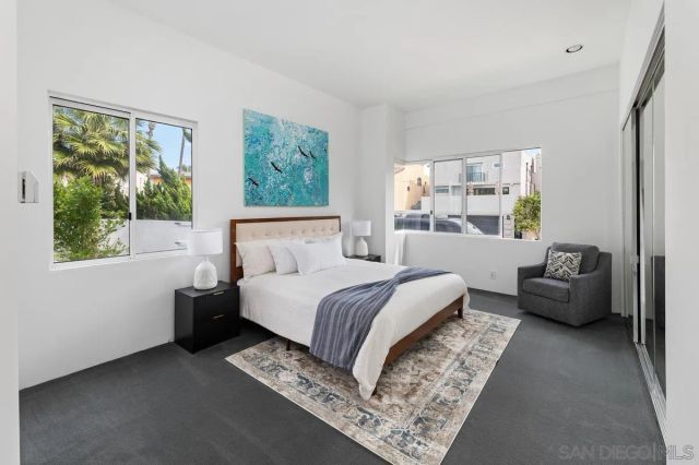 25 Green Turtle Rd, Coronado, CA 92118