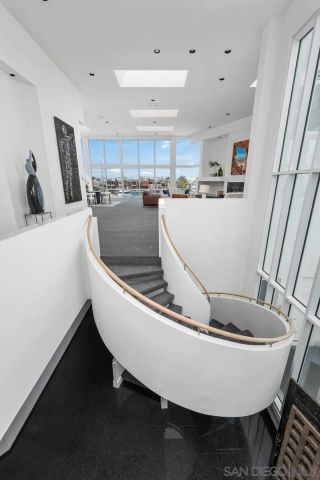 25 Green Turtle Rd, Coronado, CA 92118