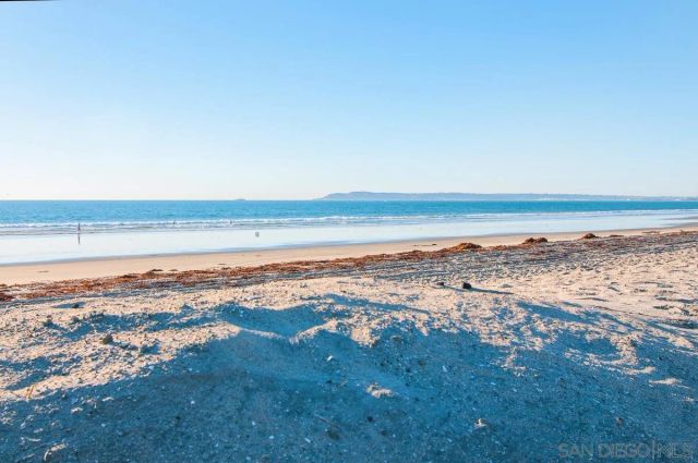 25 Green Turtle Rd, Coronado, CA 92118