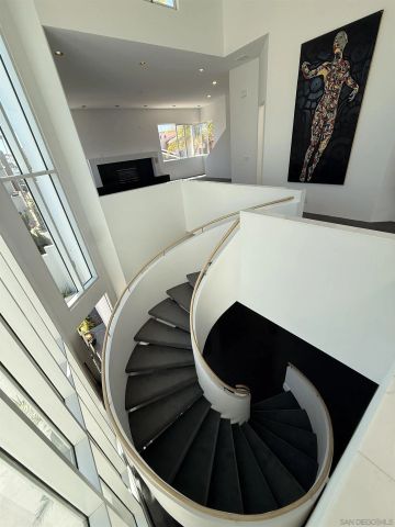 25 Green Turtle Rd, Coronado, CA 92118