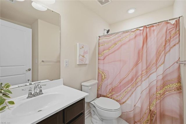 404 Spring Hill PL, Smithfield, VA 23430