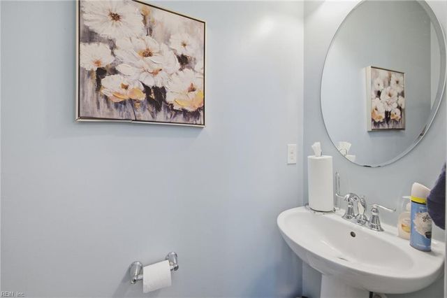 404 Spring Hill PL, Smithfield, VA 23430