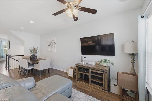404 Spring Hill PL, Smithfield, VA 23430