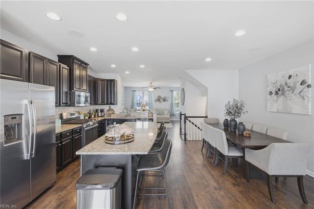 404 Spring Hill PL, Smithfield, VA 23430