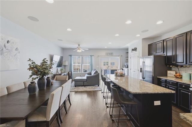 404 Spring Hill PL, Smithfield, VA 23430