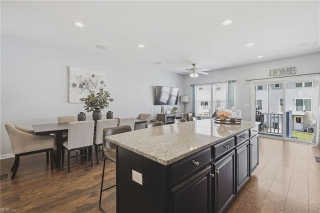 404 Spring Hill PL, Smithfield, VA 23430