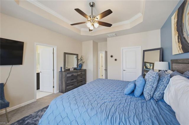 404 Spring Hill PL, Smithfield, VA 23430