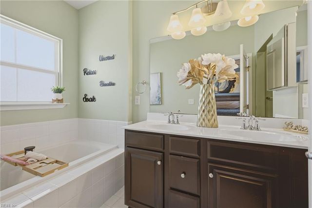 404 Spring Hill PL, Smithfield, VA 23430
