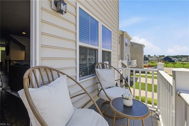 404 Spring Hill PL, Smithfield, VA 23430