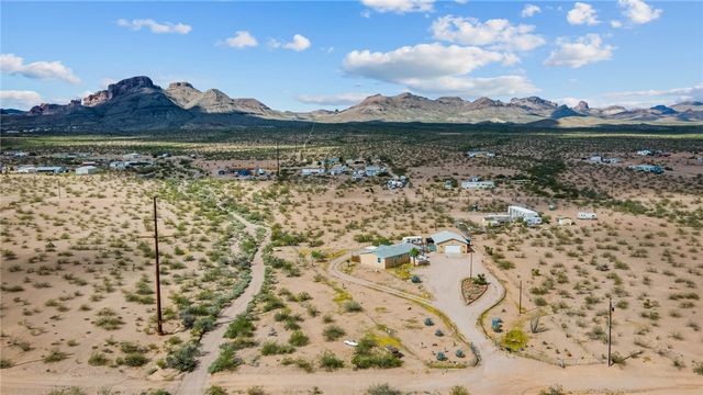 1193 S Dome Road, Golden Valley, AZ 86413