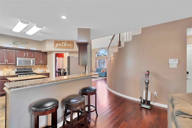 9352 Riverwalk Lane, Irving, TX 75063