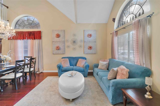 9352 Riverwalk Lane, Irving, TX 75063