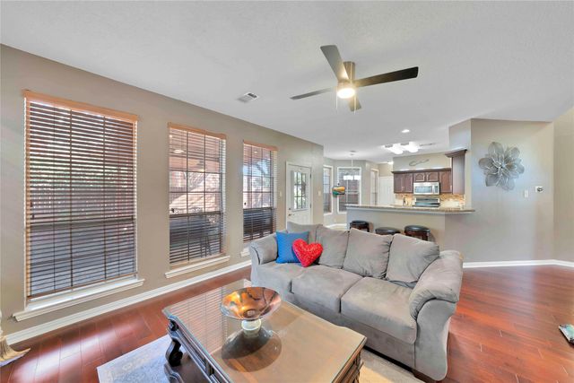 9352 Riverwalk Lane, Irving, TX 75063