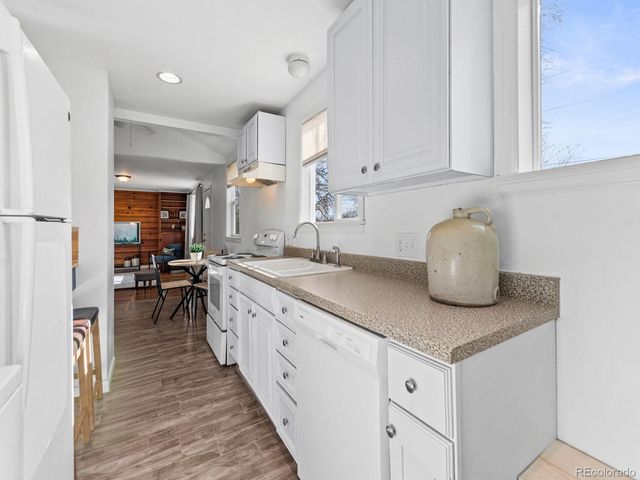 15005 W 14th Avenue, Golden, CO 80401