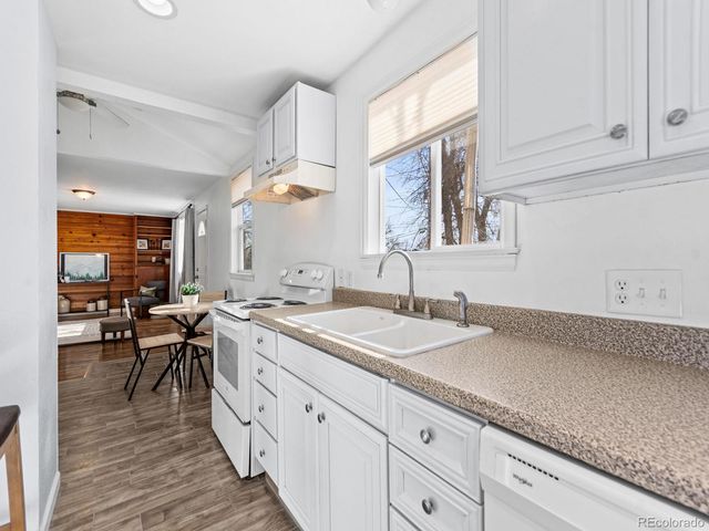 15005 W 14th Avenue, Golden, CO 80401