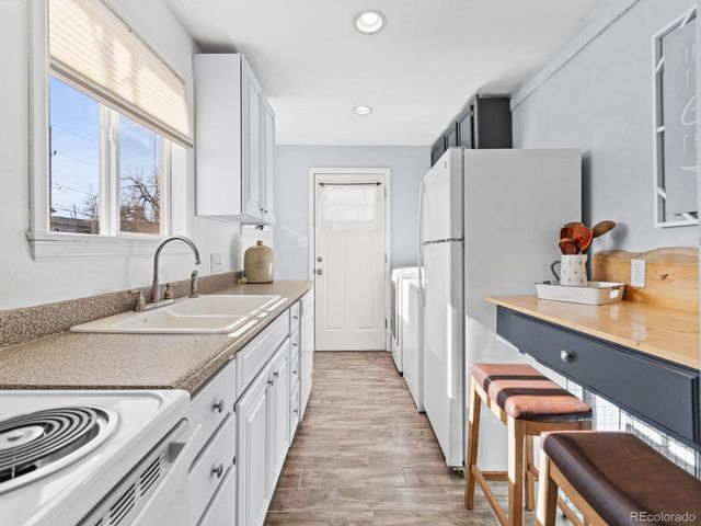 15005 W 14th Avenue, Golden, CO 80401