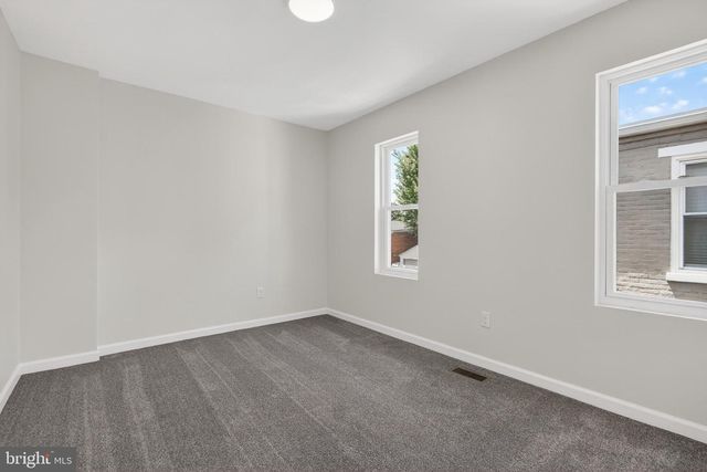 118 N 8TH ST, Columbia, PA 17512