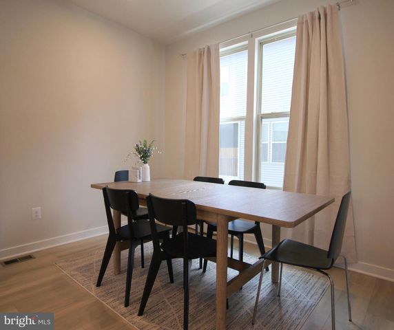 2107 ACADIA RD, Herndon, VA 20170