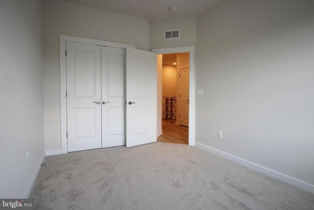 2107 ACADIA RD, Herndon, VA 20170