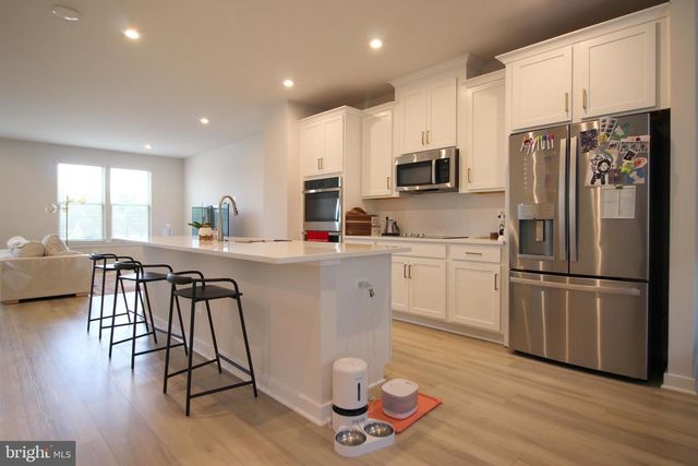 2107 ACADIA RD, Herndon, VA 20170