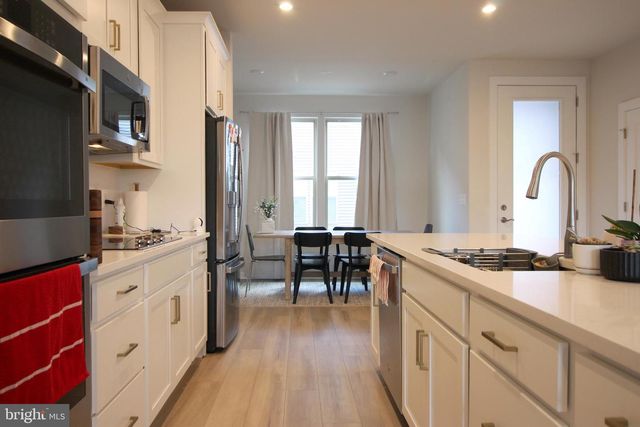2107 ACADIA RD, Herndon, VA 20170
