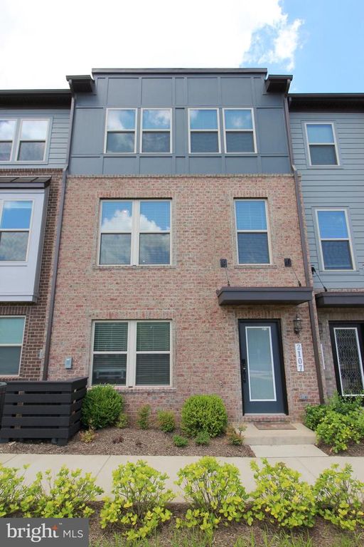 2107 ACADIA RD, Herndon, VA 20170