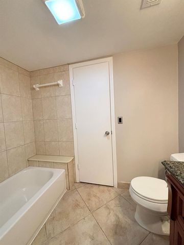 203 Foxtail Drive F1, Greenacres, FL 33415