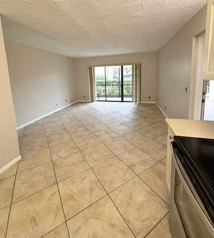 203 Foxtail Drive F1, Greenacres, FL 33415