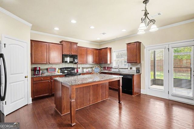 204 Baxter Drive, Kathleen, GA 31047