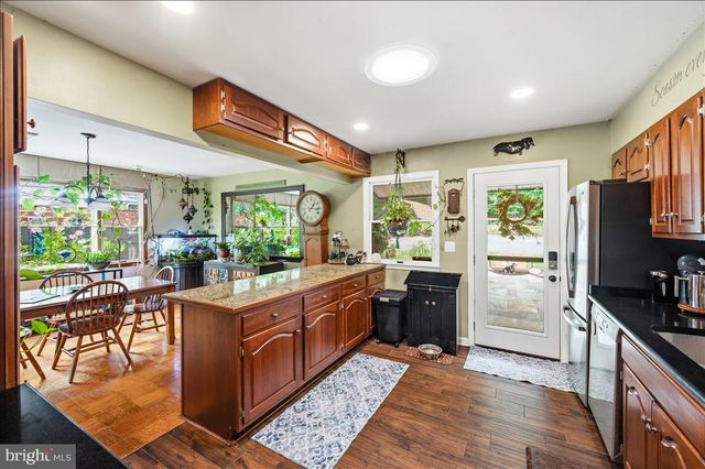 61 NATALIE LN, Harpers Ferry, WV 25425