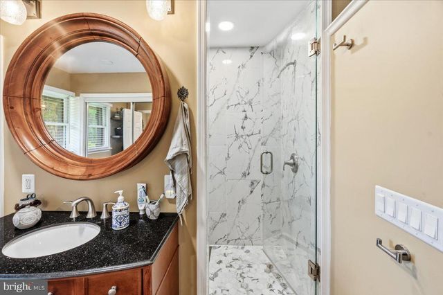 61 NATALIE LN, Harpers Ferry, WV 25425