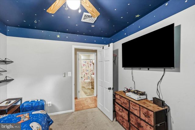 61 NATALIE LN, Harpers Ferry, WV 25425