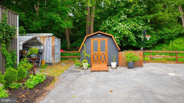 61 NATALIE LN, Harpers Ferry, WV 25425
