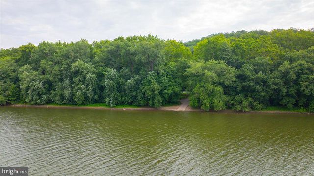 61 NATALIE LN, Harpers Ferry, WV 25425