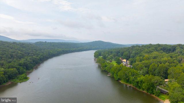 61 NATALIE LN, Harpers Ferry, WV 25425